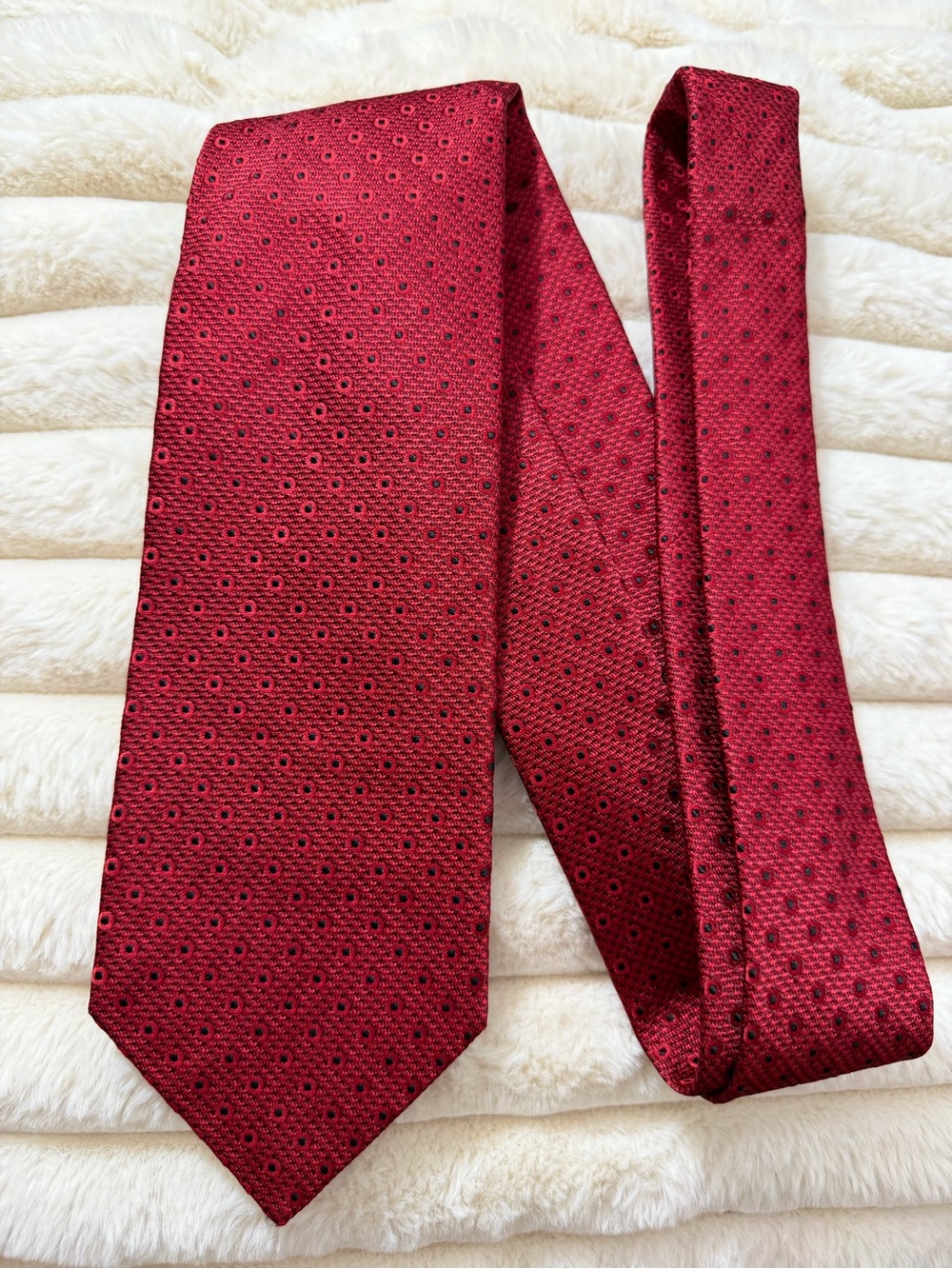 ISAIA - Neiman Marcus Classic Red Men's Tie - Elegant Textured Dot Design
